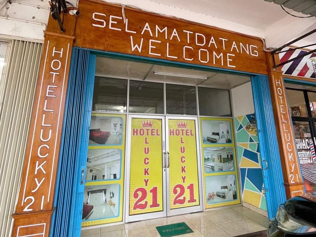 Hotel Lucky 21 Syariah Mitra Reddoorz Lubuklinggau エクステリア 写真